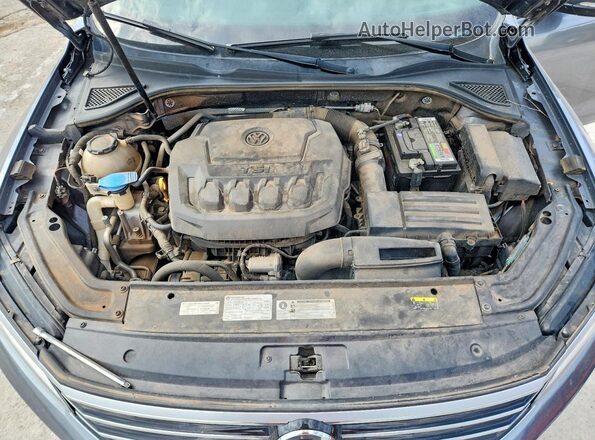 1VWBA7A31JC019726 2018 VOLKSWAGEN PASSAT Gray Widok wnętrza z tyłu