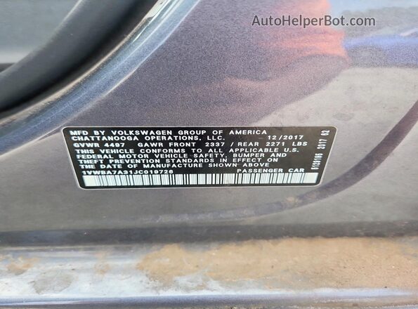 1VWBA7A31JC019726 2018 VOLKSWAGEN PASSAT Gray Widok komory silnika
