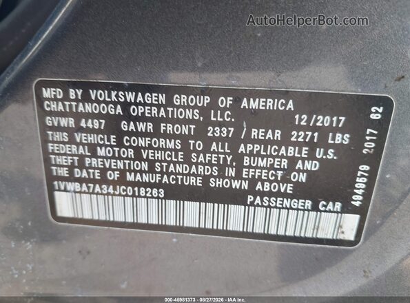 1VWBA7A34JC018263 2018 VOLKSWAGEN PASSAT Gray Vista del compartimento del motor