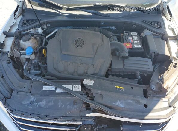 1VWBA7A35JC028509 2018 VOLKSWAGEN PASSAT White Widok wnętrza z tyłu