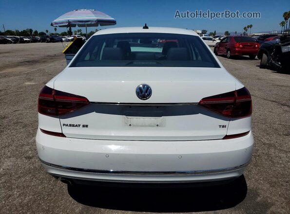 1VWBA7A35JC028509 2018 VOLKSWAGEN PASSAT White Widok z tyłu