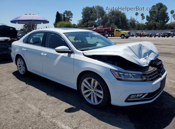 1VWBA7A35JC028509 2018 VOLKSWAGEN PASSAT White Przód prawy