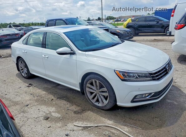 1VWBA7A36JC000914 2018 VOLKSWAGEN PASSAT White Delantero derecho
