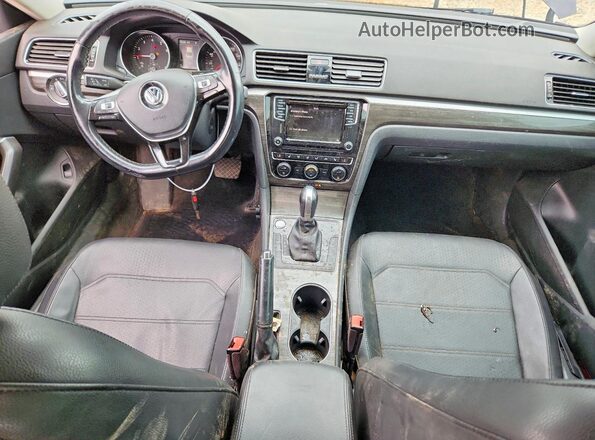 1VWBA7A36JC016644 2018 VOLKSWAGEN PASSAT Blue Вид панелі приладів