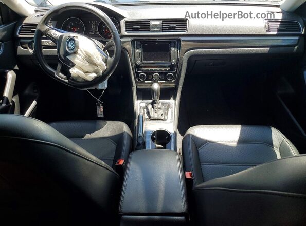 1VWBA7A37JC041133 2018 VOLKSWAGEN PASSAT Gray Vista del salpicadero