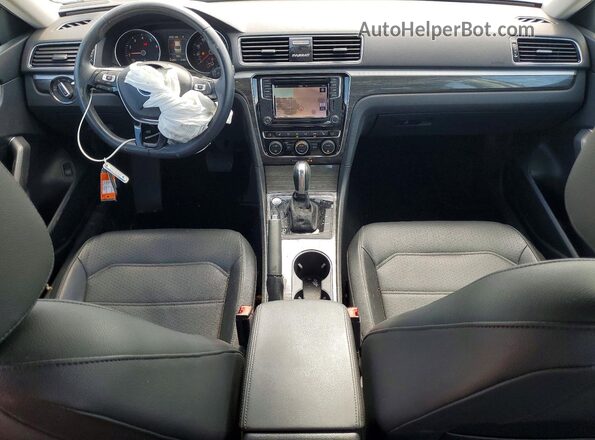 1VWBA7A38JC041738 2018 VOLKSWAGEN PASSAT Silver Առջևի վահանակի տեսք