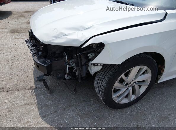 1VWBA7A39JC027797 2018 VOLKSWAGEN PASSAT White 