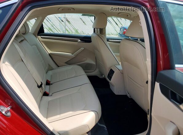 1VWBA7A3XJC019448 2018 VOLKSWAGEN PASSAT Красный Вид задних сидений