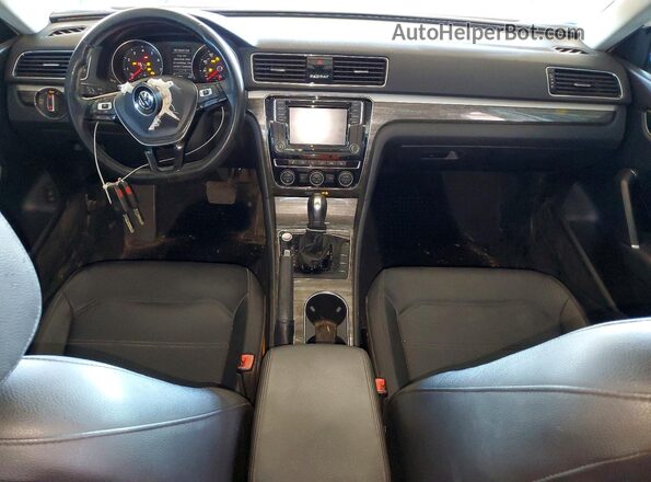 1VWBA7A3XJC021331 2018 VOLKSWAGEN PASSAT White Вид щитка приладів