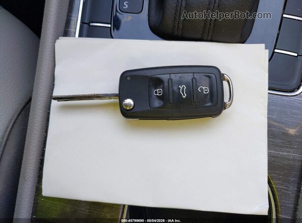 1VWBS7A39GC038451 2016 VOLKSWAGEN PASSAT Серый Вид панели приборов