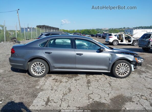 1VWBT7A30HC052852 2017 VOLKSWAGEN PASSAT Серый Вид задней части салона