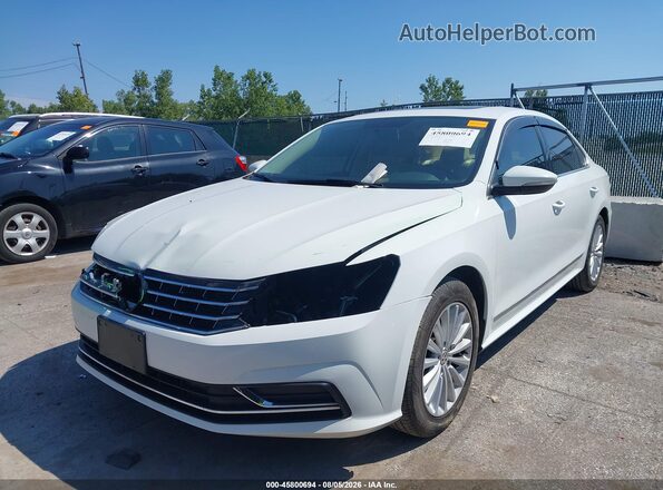 1VWBT7A32HC063982 2017 VOLKSWAGEN PASSAT White Vista tres cuartos delantera izquierda