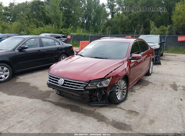 1VWBT7A33HC026729 2017 VOLKSWAGEN PASSAT Красный Вид спереди
