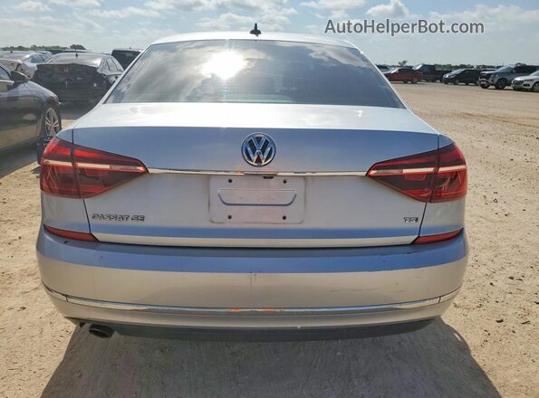 1VWBT7A33HC066728 2017 VOLKSWAGEN PASSAT Silver უკანა ხედი