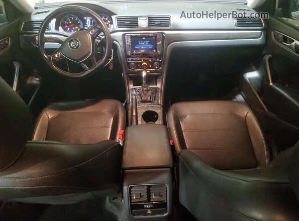 1VWBT7A35GC007906 2016 VOLKSWAGEN PASSAT Tan Vista del salpicadero