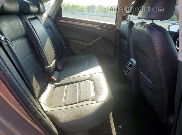 1VWBT7A35GC015357 2016 VOLKSWAGEN PASSAT Бежевый Вид задних сидений