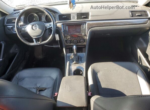 1VWBT7A35GC015357 2016 VOLKSWAGEN PASSAT Бежевый Вид панели приборов