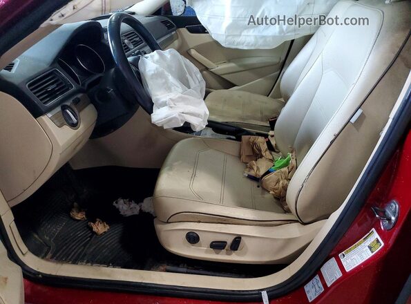 1VWBT7A35GC041392 2016 VOLKSWAGEN PASSAT Burgundy Front interior view