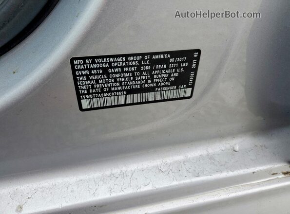 1VWBT7A38HC076526 2017 VOLKSWAGEN PASSAT Silver Vista del compartimento del motor