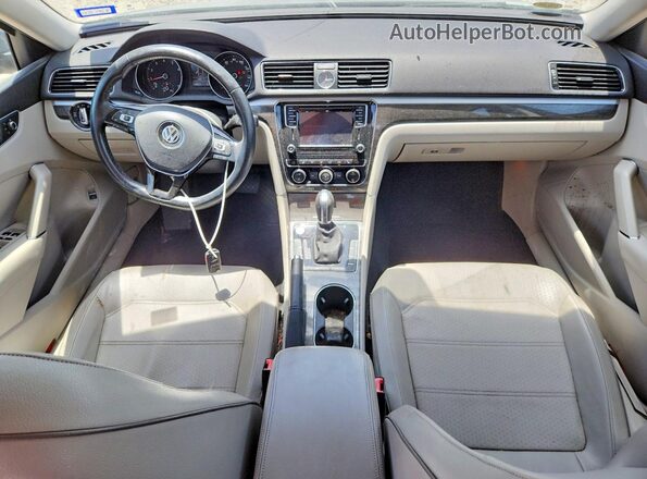 1VWBT7A39GC040519 2016 VOLKSWAGEN PASSAT Gray Dashboard view