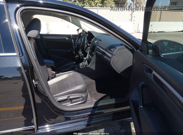 1VWBT7A39HC017887 2017 VOLKSWAGEN PASSAT Black Vista interior delantera