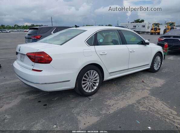 1VWBT7A3XHC011838 2017 VOLKSWAGEN PASSAT White Tył prawy