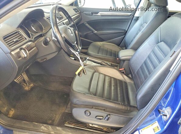 1VWCT7A30HC080316 2017 VOLKSWAGEN PASSAT Blue Vista interior delantera