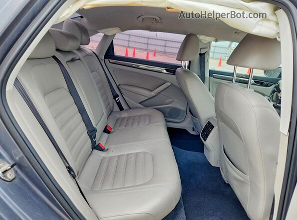 1VWCT7A36GC046458 2016 VOLKSWAGEN PASSAT Gray Вид задніх сидінь