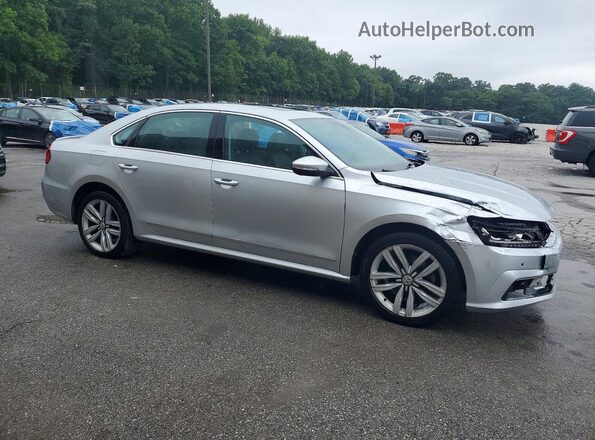 1VWCT7A36GC055919 2016 VOLKSWAGEN PASSAT Серебряный Передняя правая четверть