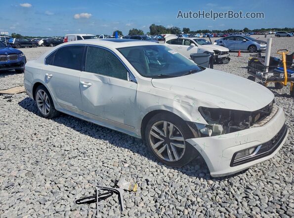 1VWCT7A39HC076118 2017 VOLKSWAGEN PASSAT White წინა მარჯვენა