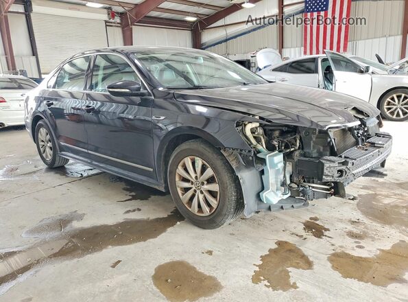 1VWDT7A30HC035509 2017 VOLKSWAGEN PASSAT Black Front right