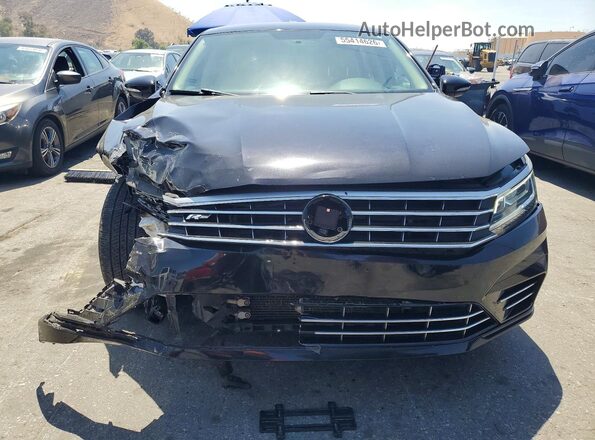 1VWDT7A30HC035591 2017 VOLKSWAGEN PASSAT Black Widok z przodu