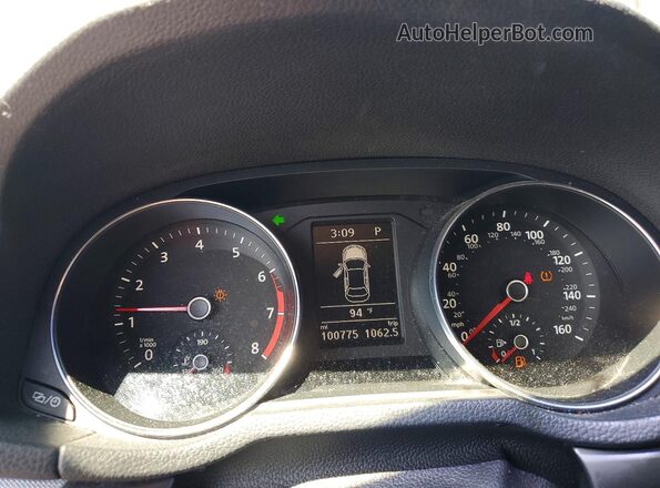 1VWDT7A31HC062640 2017 VOLKSWAGEN PASSAT Gray Սարքավորումների վահանակի տեսք