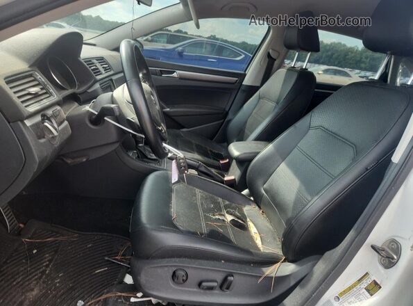 1VWDT7A34HC035416 2017 VOLKSWAGEN PASSAT White Սալոնի դիմացի տեսք
