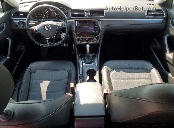 1VWDT7A36HC068756 2017 VOLKSWAGEN PASSAT Gray Vista del salpicadero