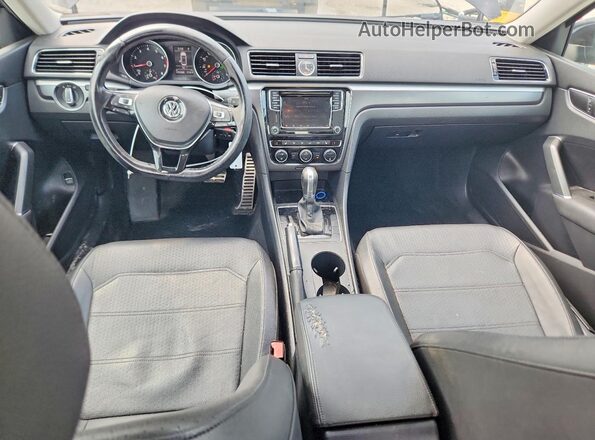 1VWDT7A38HC031725 2017 VOLKSWAGEN PASSAT Black Առջևի վահանակի տեսք
