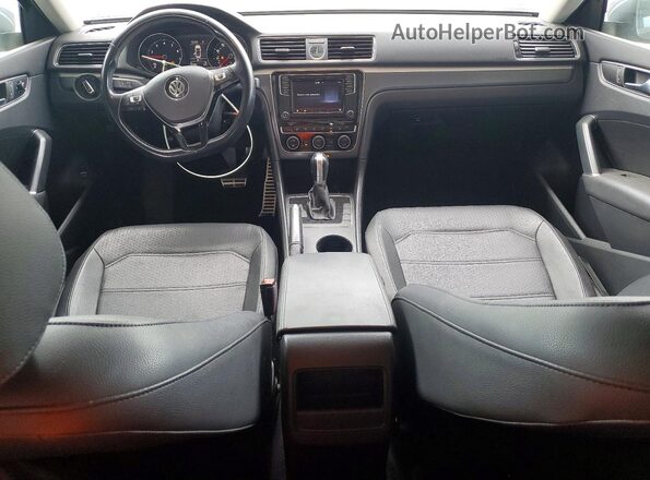 1VWDT7A38HC036102 2017 VOLKSWAGEN PASSAT Gray წინა პანელის ხედი