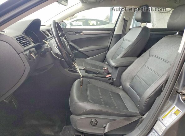 1VWDT7A38HC036102 2017 VOLKSWAGEN PASSAT Gray წინა სალონის ხედი