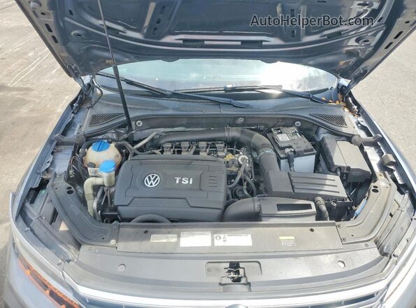 1VWDT7A39HC083669 2017 VOLKSWAGEN PASSAT Gray Widok wnętrza z tyłu