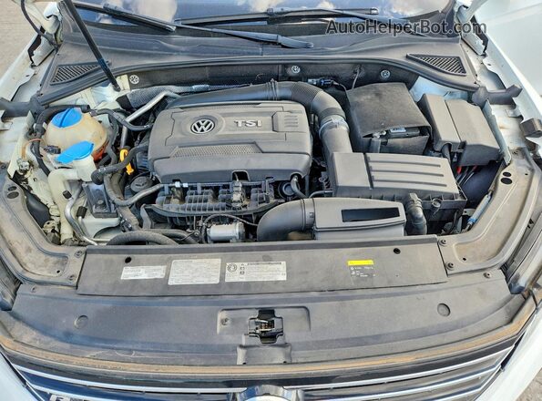 1VWDT7A3XHC008947 2017 VOLKSWAGEN PASSAT White Вид задньої частини салону