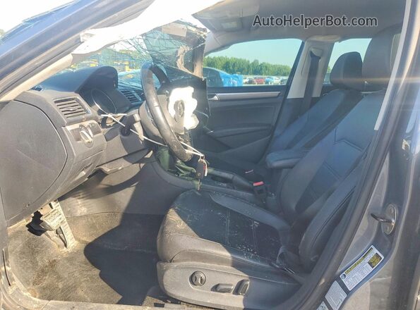 1VWDT7A3XHC032777 2017 VOLKSWAGEN PASSAT White Вид салону спереду