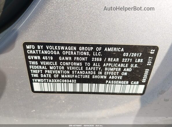 1VWDT7A3XHC063432 2017 VOLKSWAGEN PASSAT Silver Вид підкапотного простору