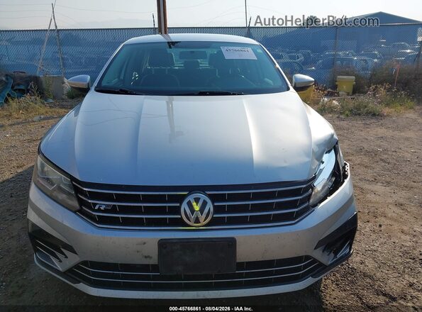 1VWDT7A3XHC063432 2017 VOLKSWAGEN PASSAT Silver Вид задньої частини салону