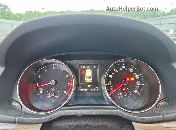1VWGT7A30HC004967 2017 VOLKSWAGEN PASSAT Белый Вид щитка приборов