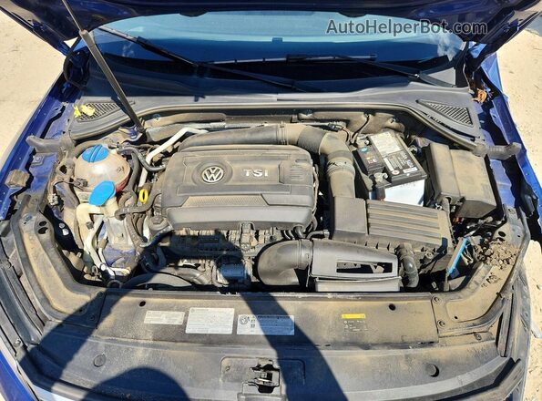 1VWGT7A33HC030804 2017 VOLKSWAGEN PASSAT Blue Widok wnętrza z tyłu