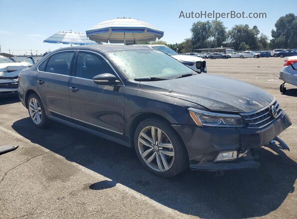 1VWHM7A34HC064395 2017 VOLKSWAGEN PASSAT Black Przód prawy