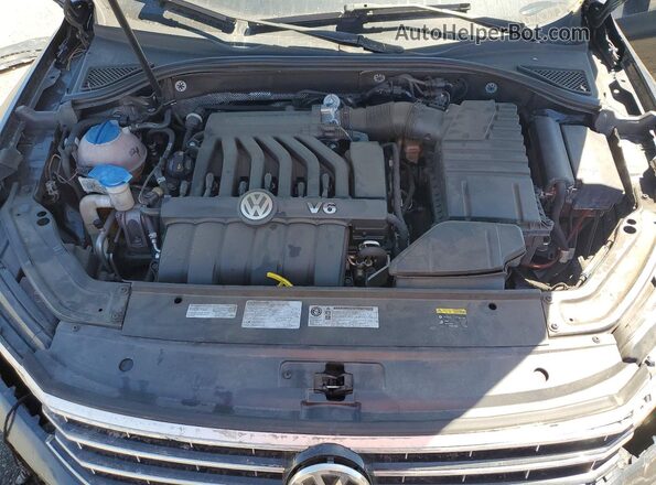 1VWHM7A34HC064395 2017 VOLKSWAGEN PASSAT Black Widok wnętrza z tyłu