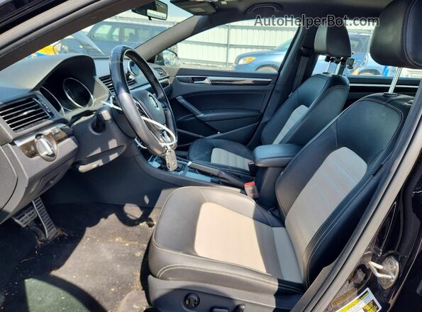 1VWJM7A30JC036939 2018 VOLKSWAGEN PASSAT Gray Vista interior delantera