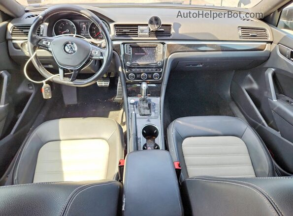 1VWJM7A30JC036939 2018 VOLKSWAGEN PASSAT Gray Vista del salpicadero