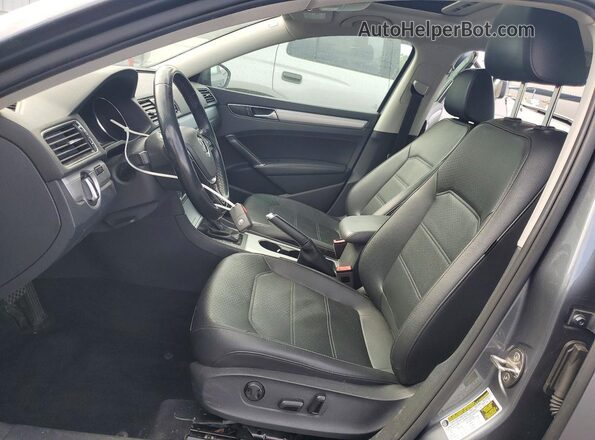 1VWLA7A3XKC003501 2019 VOLKSWAGEN PASSAT Charcoal Вид салону спереду